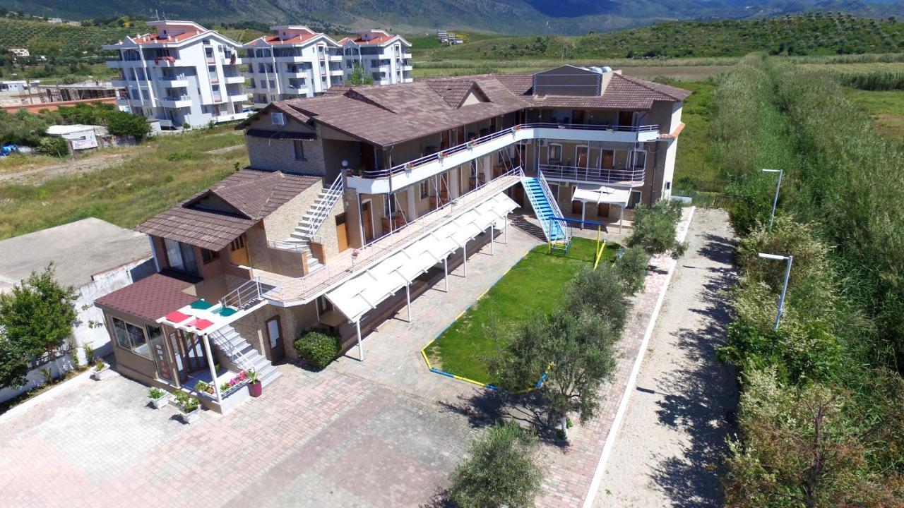 Dolce Italia Hotel Радиме Екстер'єр фото